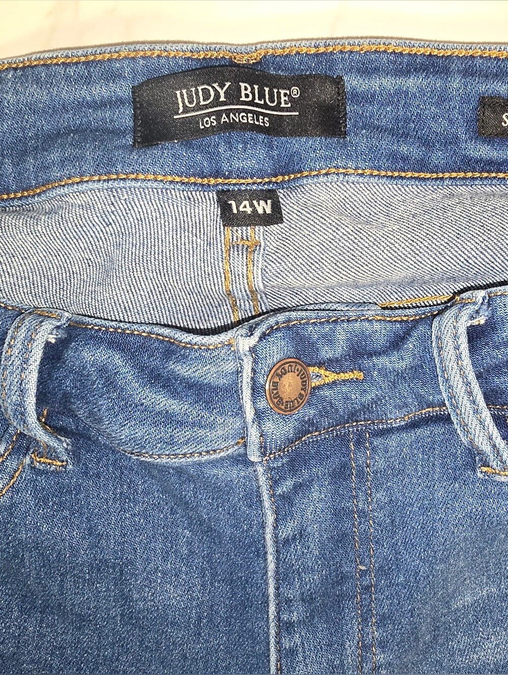 Judy Blue Daisy Floral Embroidered High Rise Skinny Jeans 14W - Picture 4 of 6